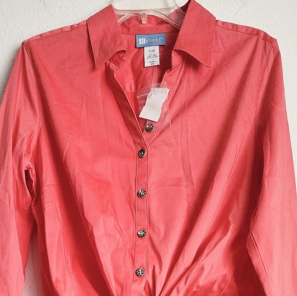 Koret Women's Coral Pink Collared Button-Up Blouse Size L (NWT) & Extra Button - Picture 3 of 10
